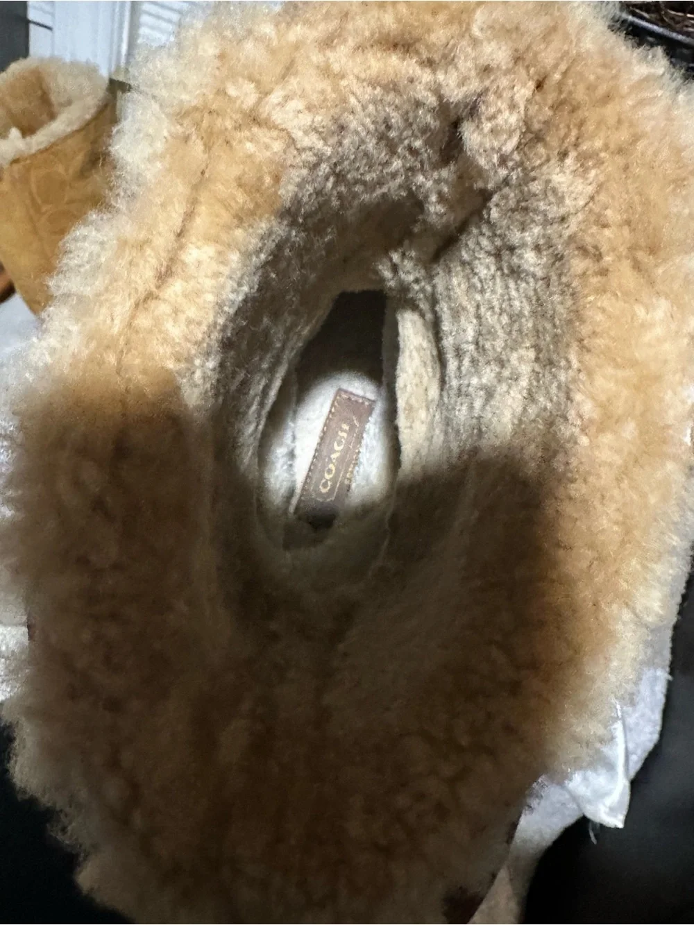 EUC Coach Suede Sherpa Lined Boots in Camel